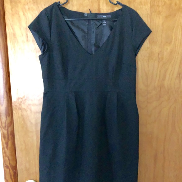 H&M Dresses & Skirts - H&M Little Black Dress H&M Dresses & Skirts - H&M Little Black Dress